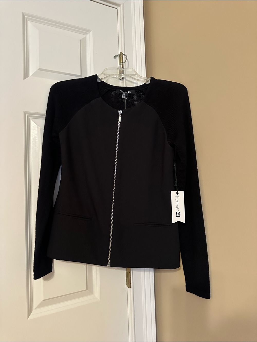 Forever 21 Black Zip-Up Blazer Jacket